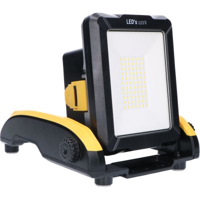 LED battery-powered work light for power tools including 4 adapters for 18V batteries
