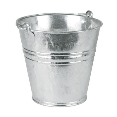 11 litres galvanized water buckets