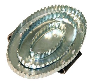 Reformstriegel oval, mit Handschlaufe aus Leder
