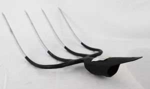 Victoria manure fork, 4 tines, 33 x 25 with spring duels