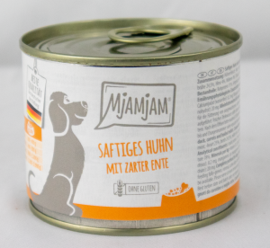 Dog food "Chicken, duck &amp; carrots" - 200g tin of juicy chicken with tender duck on carrots &amp; millet