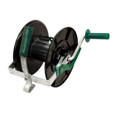 Reel for multi pole