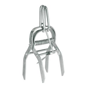 Vole claw trap with lobe knob